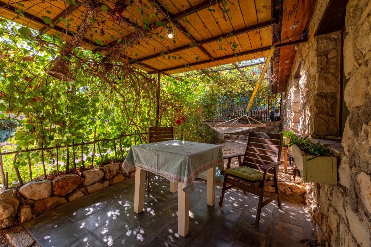 Hemdatya Stone Suites In The Galilee Ilaniyya Exterior foto