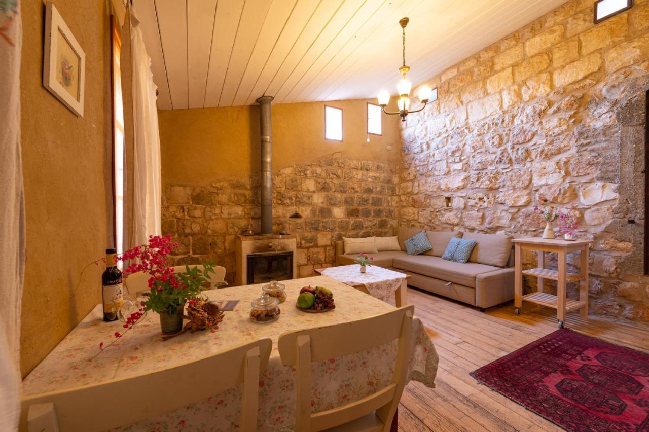 Hemdatya Stone Suites In The Galilee Ilaniyya Exterior foto