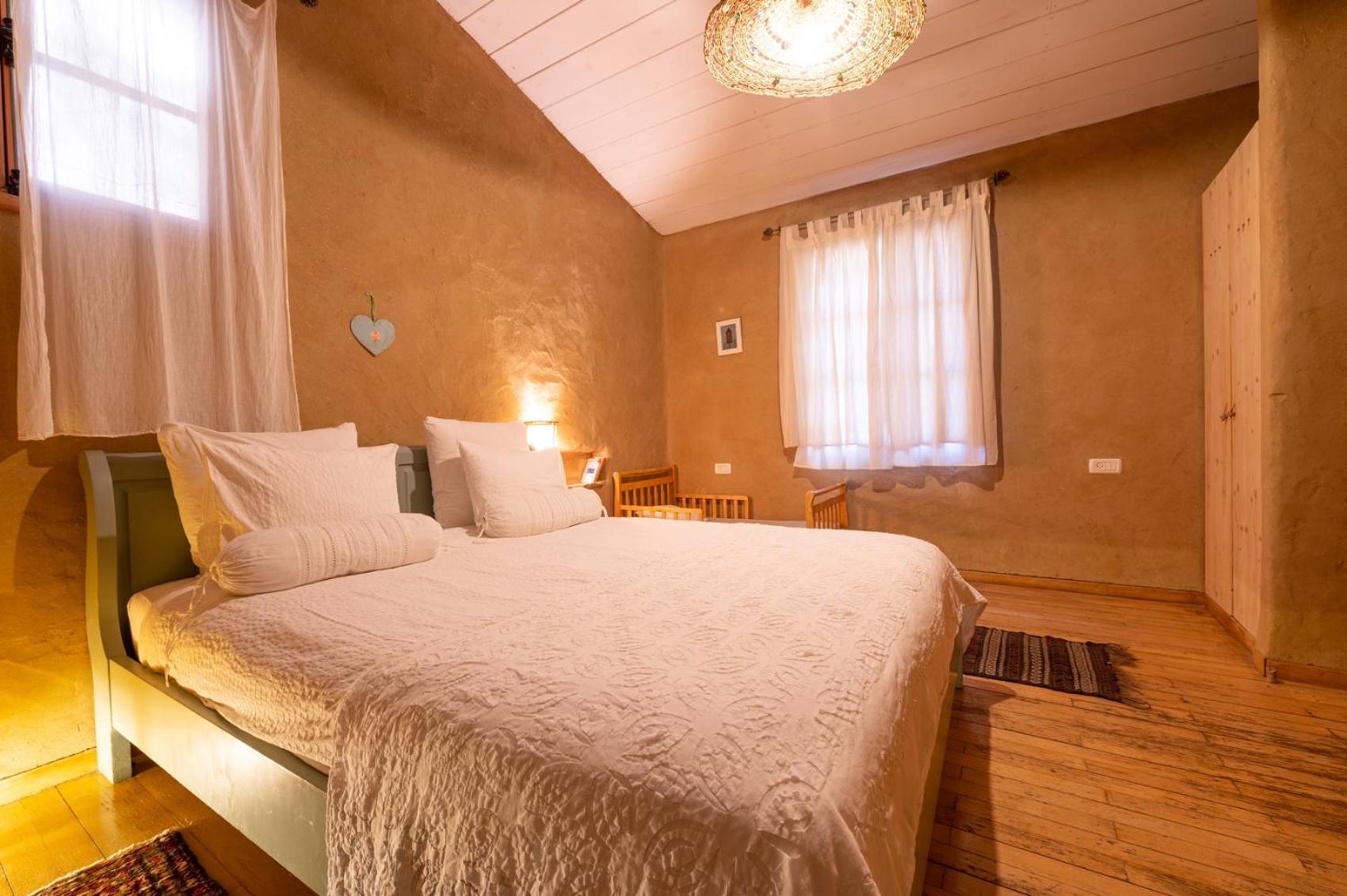 Hemdatya Stone Suites In The Galilee Ilaniyya Quarto foto